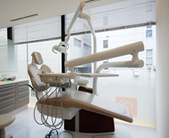 自由が丘ブライト歯科　様